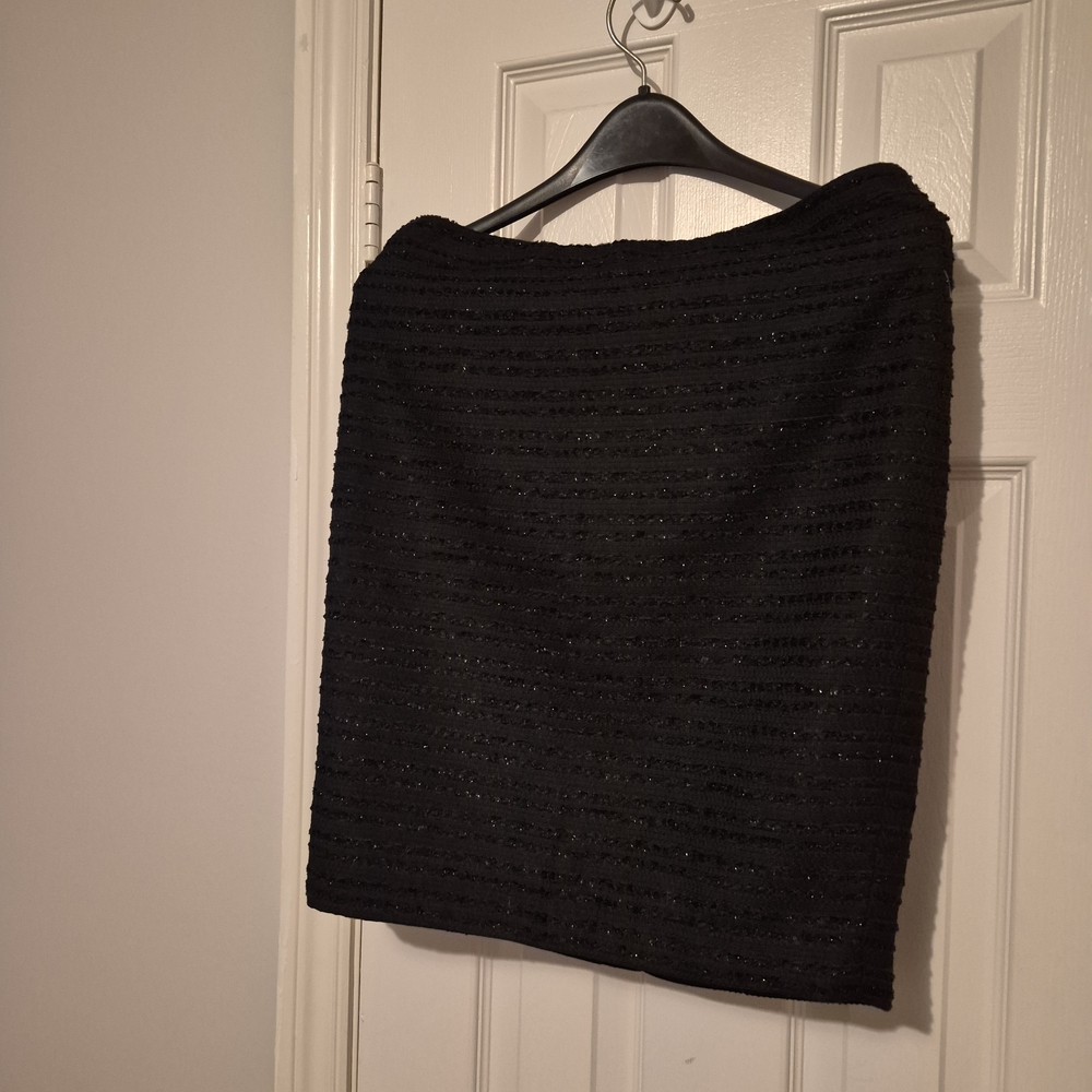 Forever 21 Black Textured Pencil Skirt